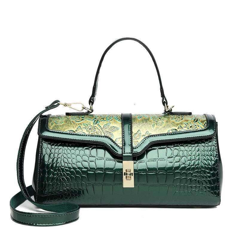 2025 New Women's Handbag Patent Leather Women's Handbag Designer Quality Fashion Large Capacity Women's Crossbody Bag