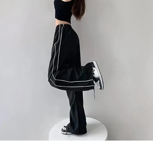 Y2K womens retro cargo pants womens drawstring elastic low waist umbrella pants loose hippie pants 250102
