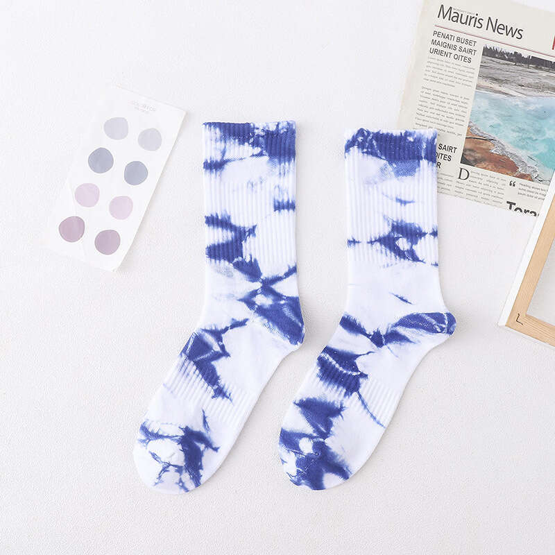 Street Trend Ins Tie Dye Mid Women, Hip-Hop Style Gradient Color Long Tube Sports Socks For Men And Women