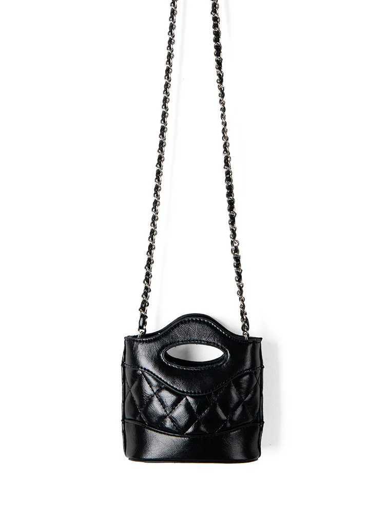 2024 South Koreas new mini handbag Fi PU leather underwear chain lipstick bag warm cooked food card case coin purse Y240102