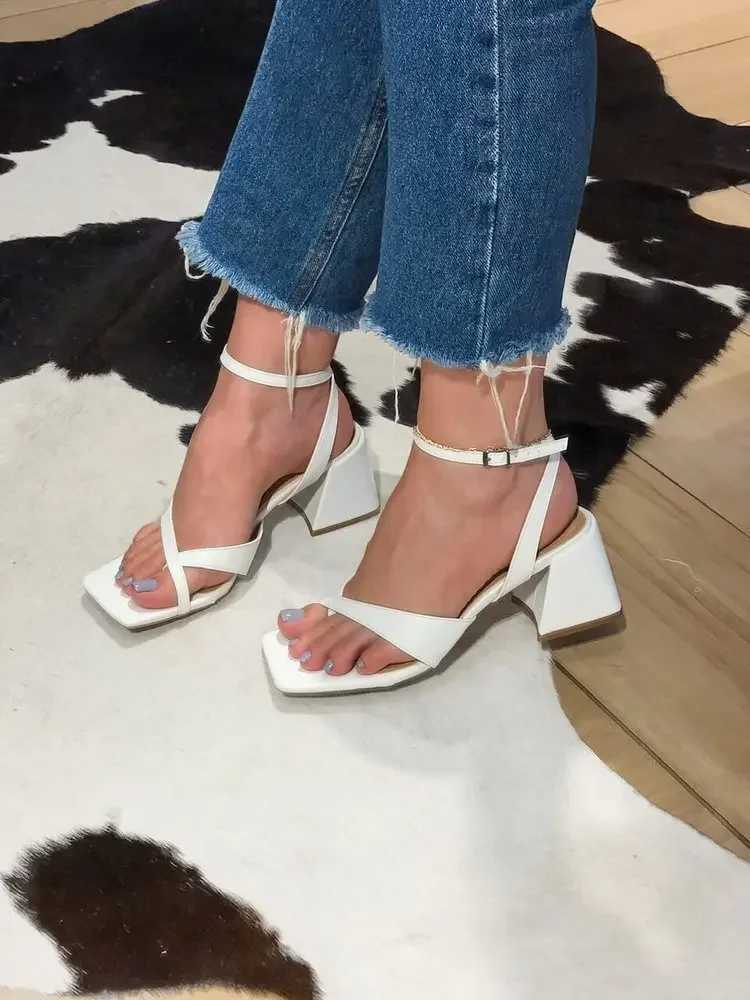 Ankle Strap High Heels Women Sandals Summer Shoes Square Toe High Heel Party Dress Shoes Narrow Band Sandal NewX250102