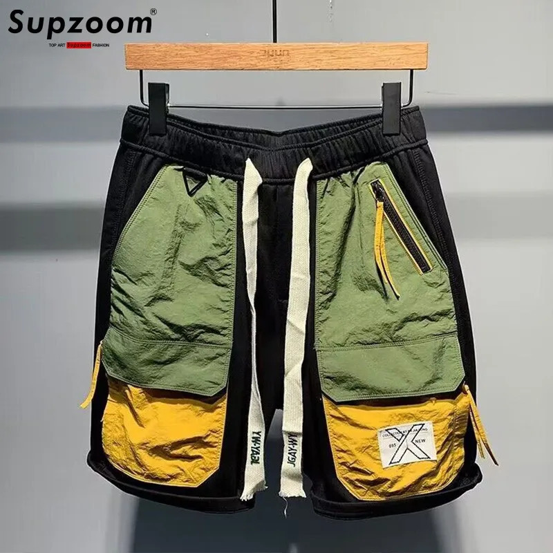 Supzoom has just arrived at the summer loose casual street trend contrasting colors patchwork pockets personalized work clothes shorts for men 250102