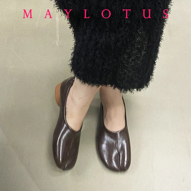 Tabi ninja flats women bursting pattern leather split toe moccasins shoes female pig trotters loafers 250219