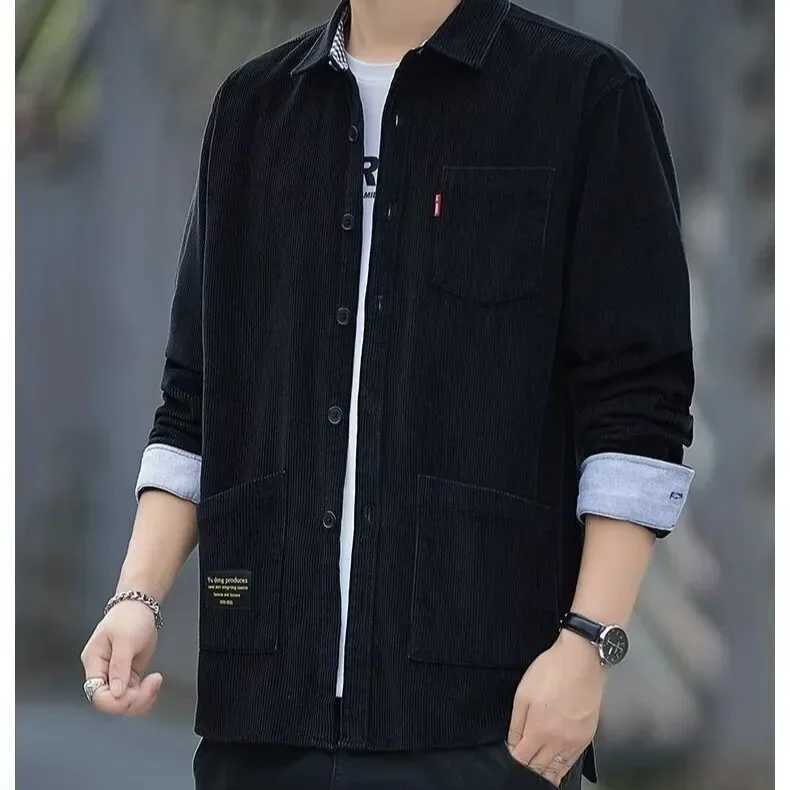 Mens long sleeved Corduroy shirt spring autumn style pure cotton workwear mens multi pocket casual vest jacket W250103