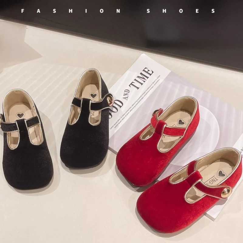 Mary Jane Girl Childrens Retro Velvet Party Dress Apartment Red and Black Childrens Christmas Shoes Baby Girl Zapatos de Ni a M250103