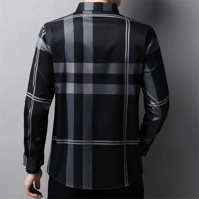 New mens casual and fashionable long sleeved shirt with wrinkle resistant business shirt printed on it W250103