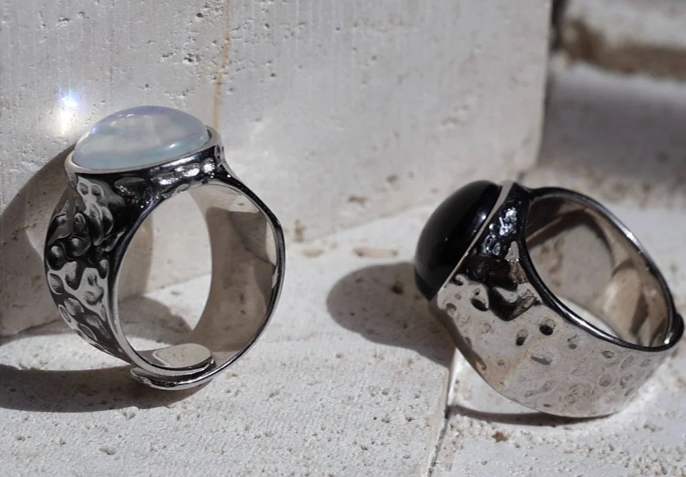 Temperature Elegant Fashion Personalized Retro Natural Obsidian Moonstone Ring Open Ring 250102