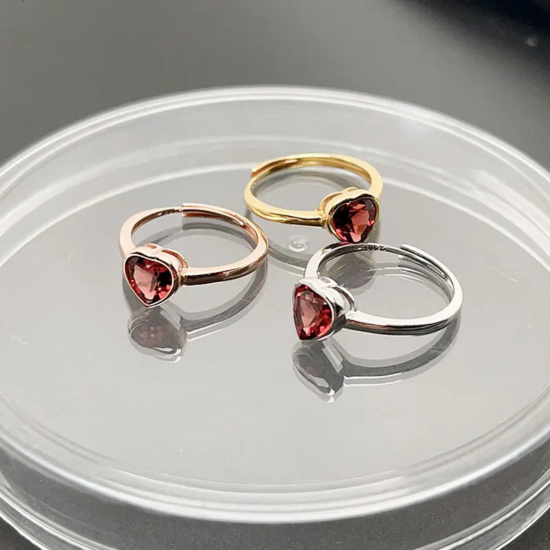 Heart shaped pomegranate ring 6mm 0.6ct natural pomegranate silver ring 18K gold-plated jewelry for daily wear 250102