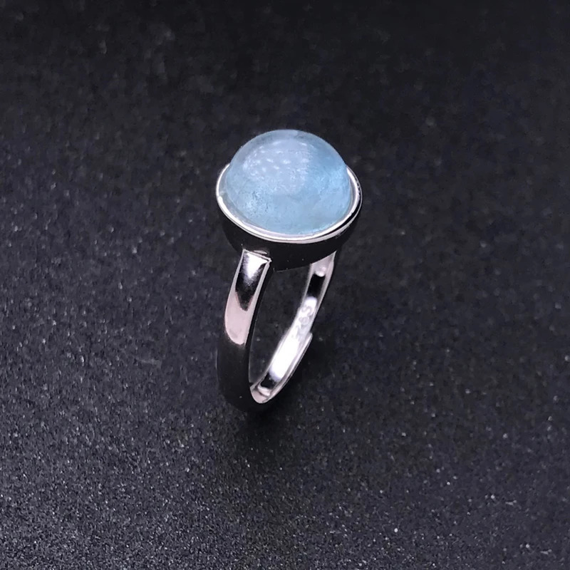 Natural aquamarine ring made of pure silver 925 and beryl 8mm high-quality jewelry for womens weddings engagements parties and gift boxes 250102
