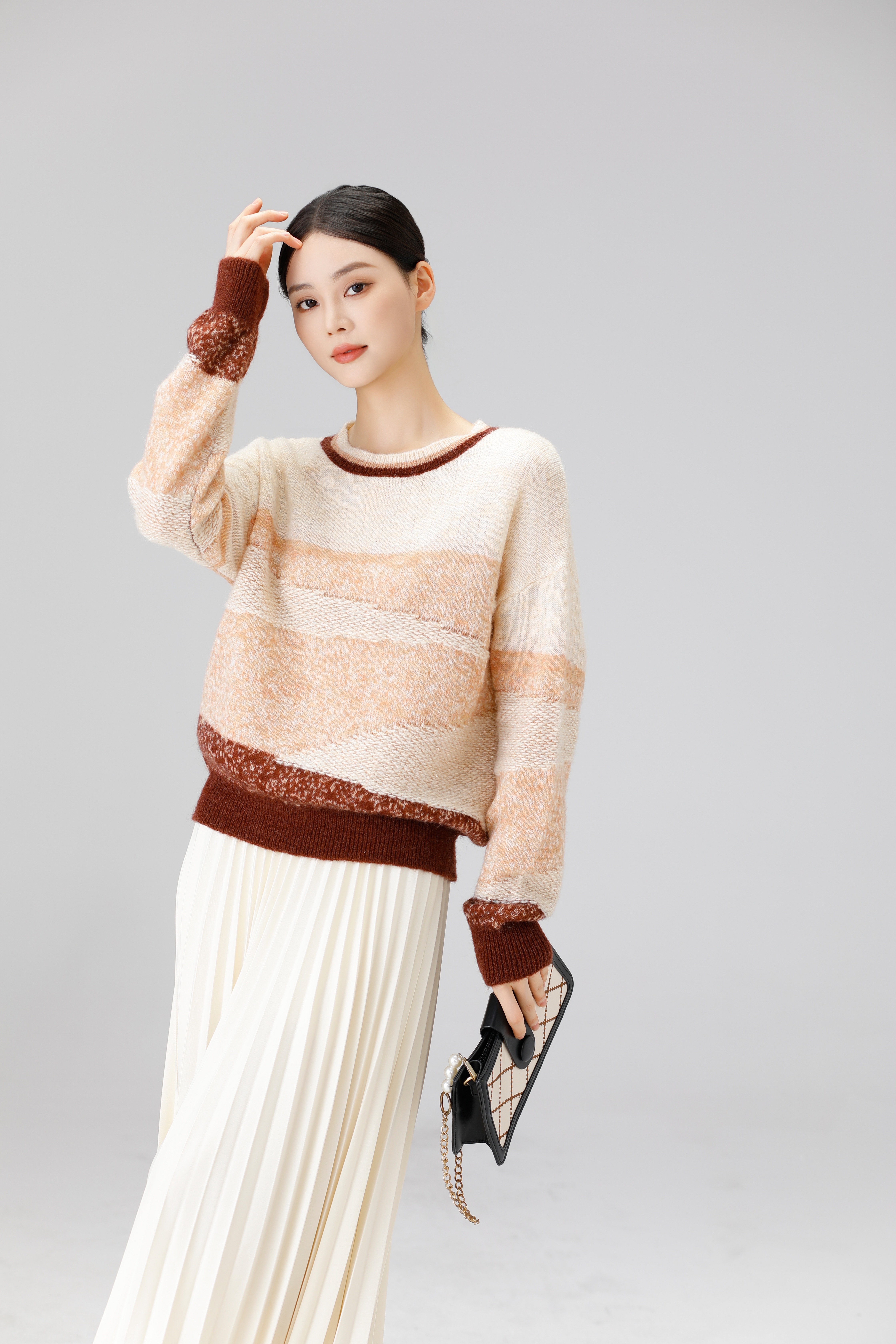 Women's Knitted Pullover - Cozy Cotton Sweater for Everyday Wear