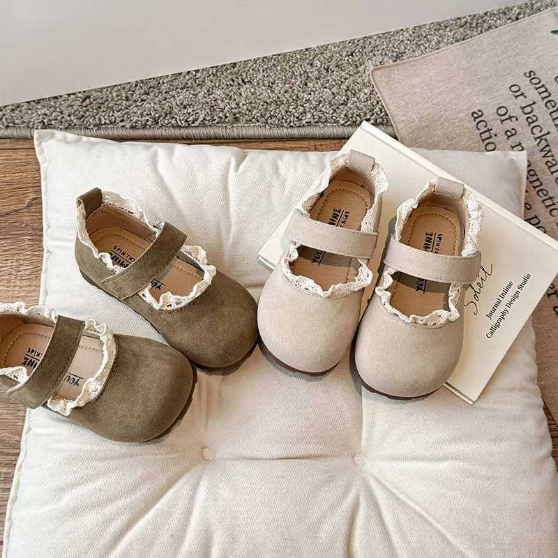 Soft hook and loop anti slip childrens single shoes autumn childrens flat shoes shallow pleated edges childrens princess shoes M250103