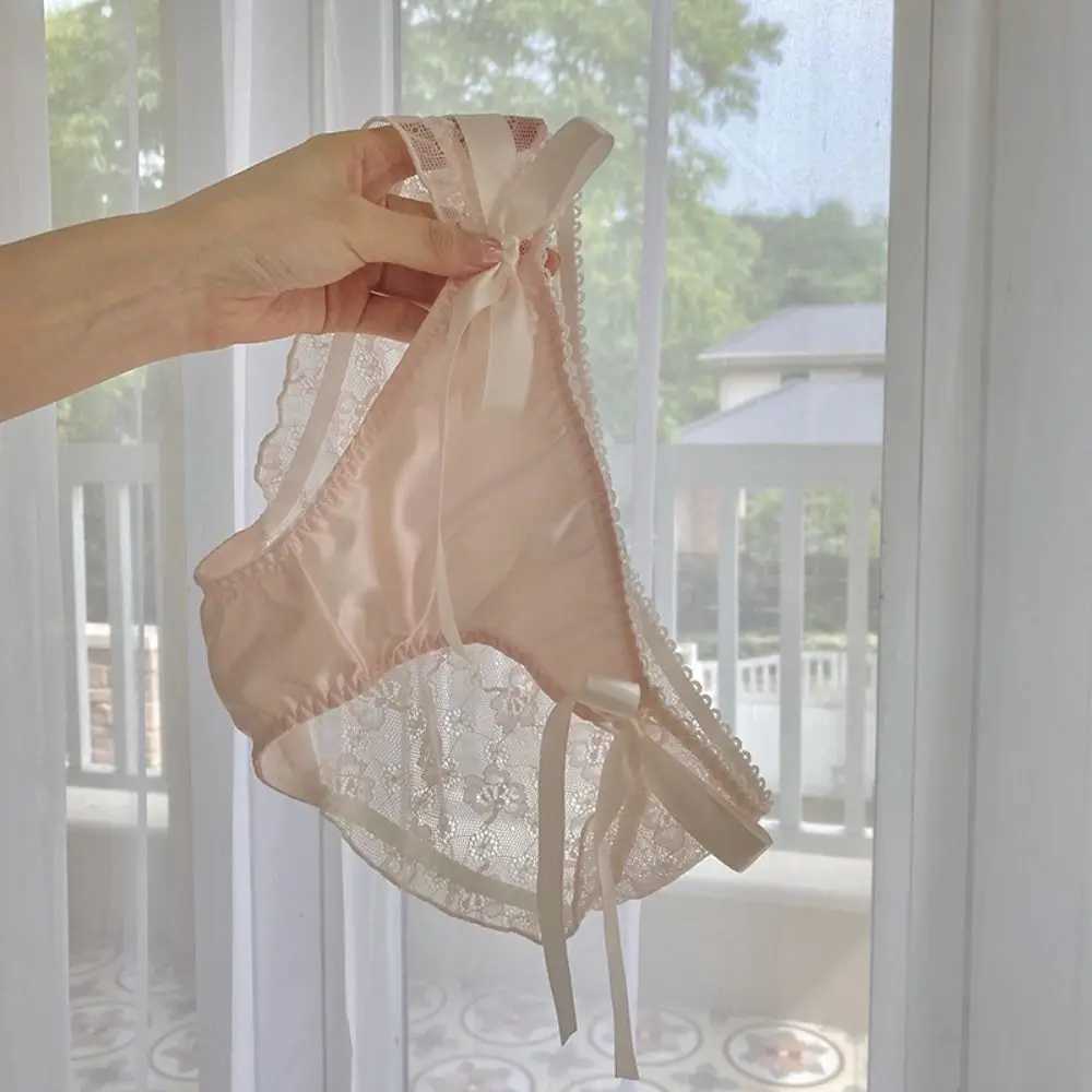 Solid Color Lace Bow Underwear Breathable Hollow Out Female Lingerie Low-Waist Panties Cotton Crotch Seamless BriefsXJ250103