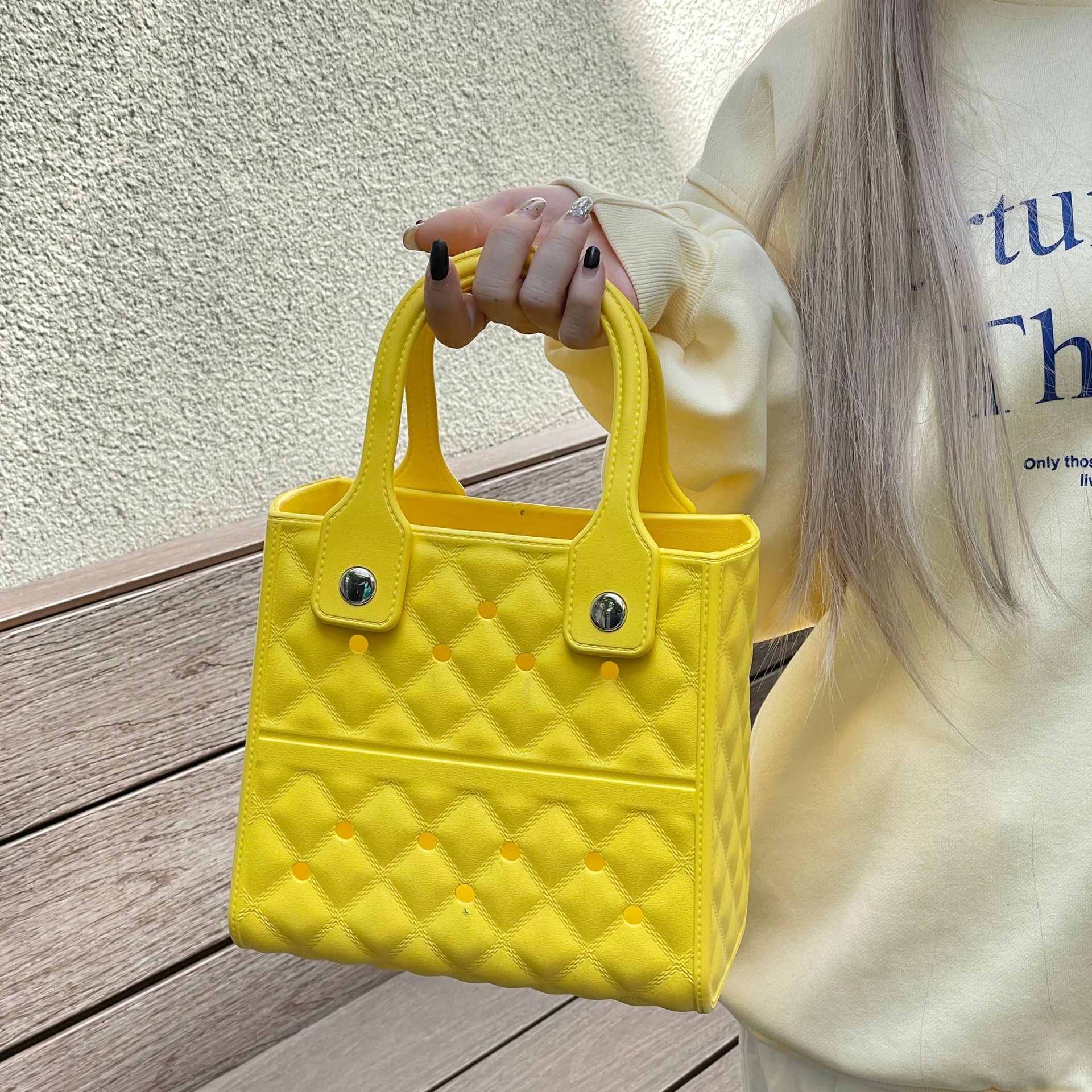 High End Fashion Designer Khaki Women's Backpack Female Student Shoulder Bag Simple And Fashionable Backpack Wallet