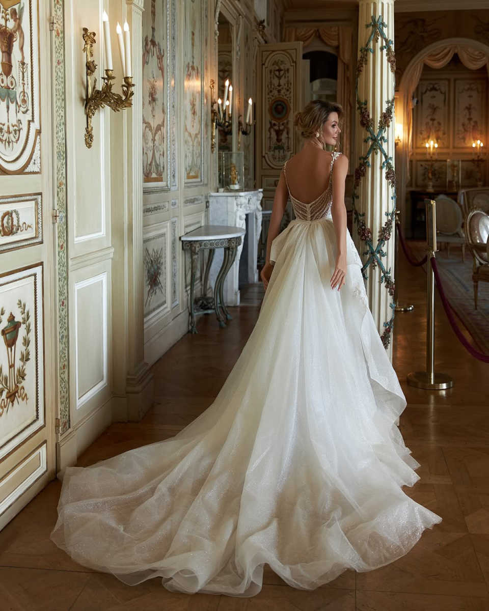 Gorgeous Mermaid Wedding Dresses For Women Sweetheart Neck Sleeveless Gown Sequins Appliques Detachable Train Customized Dress