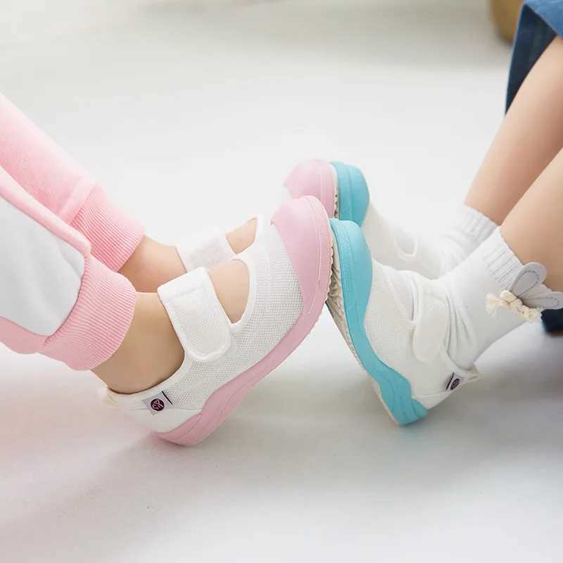 Kindergarten white shoes soft soled canvas baby girl single shoes cute spring autumn boys breathable childrens indoor shoes M250103