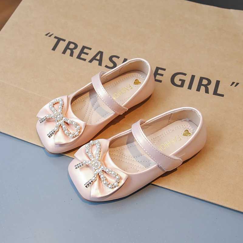 Girl Mary Janes Pearl Bow Simple Round Toe Light Leather Shoes for Children Cute New PU Children Moccasin Shoes Party Fashion M250103