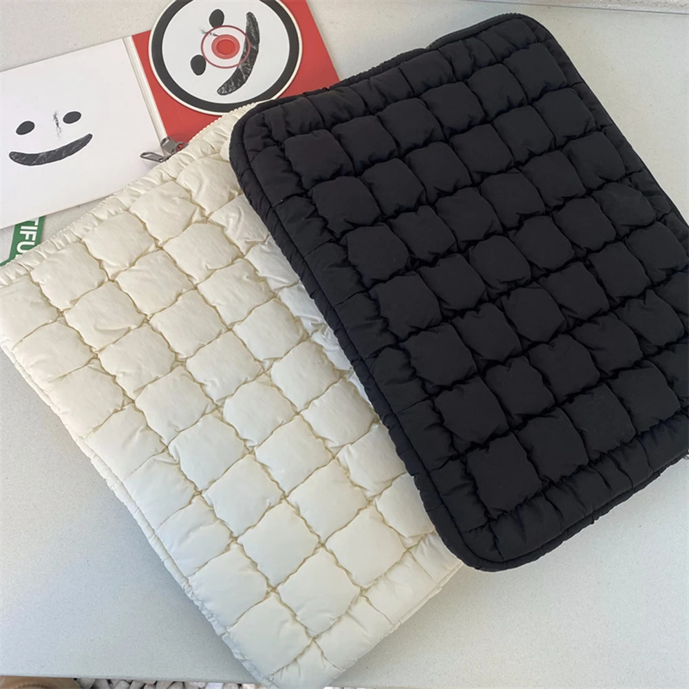 Quilted Laptop Bag Fluffy Padded Laptop Case Protective Travel Messenger Briefcase for 11/13-14/15-15.6 Inch Notebook and Laptop 250102