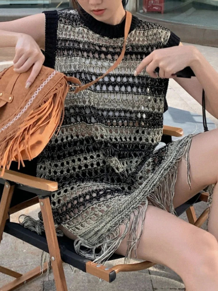 Summer Chic Hollow Out Sweet Tassels Female Mini Dresses Classic Striped Contrast Color Fashion Knitted Casual Women Dresses 250102