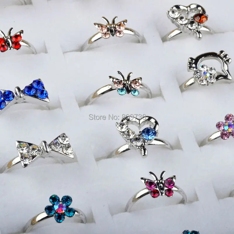 Mixed batch of 60 silver plated childrens rings with combination crystal rings childrens party small size adjustable heart-shaped rings wholesale 2501
