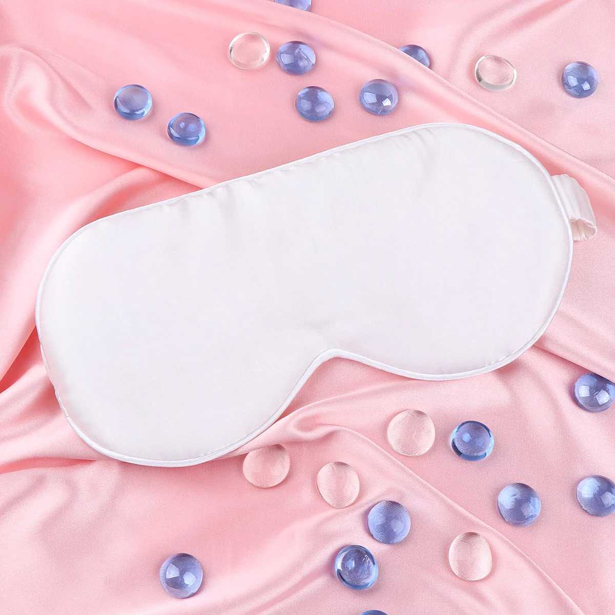 1Pc Silk Sleeping Eyeshade Comfortable Silk Eyeshade Breathable Blindfold Night Eye Patch for Men Women (White)XJ250103