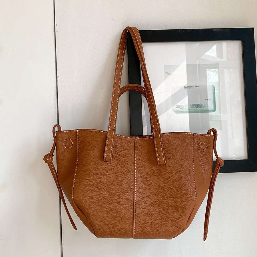 Korean Version Soft Leather Wing New Single Shoulder Tote Bag, High-End Feel, Large Capacity Handbag For Women Commuting To Work