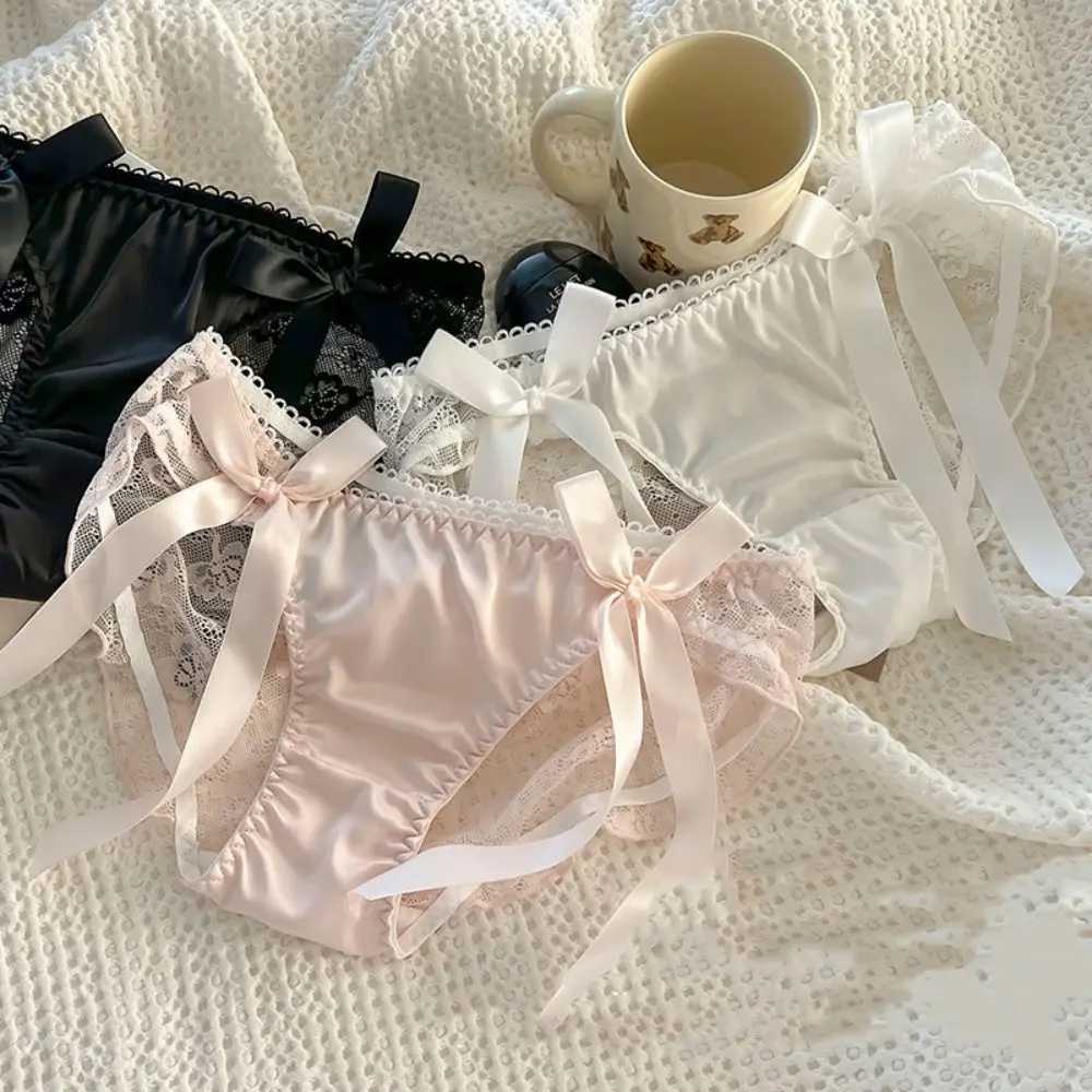 Solid Color Lace Bow Underwear Breathable Hollow Out Female Lingerie Low-Waist Panties Cotton Crotch Seamless BriefsXJ250103