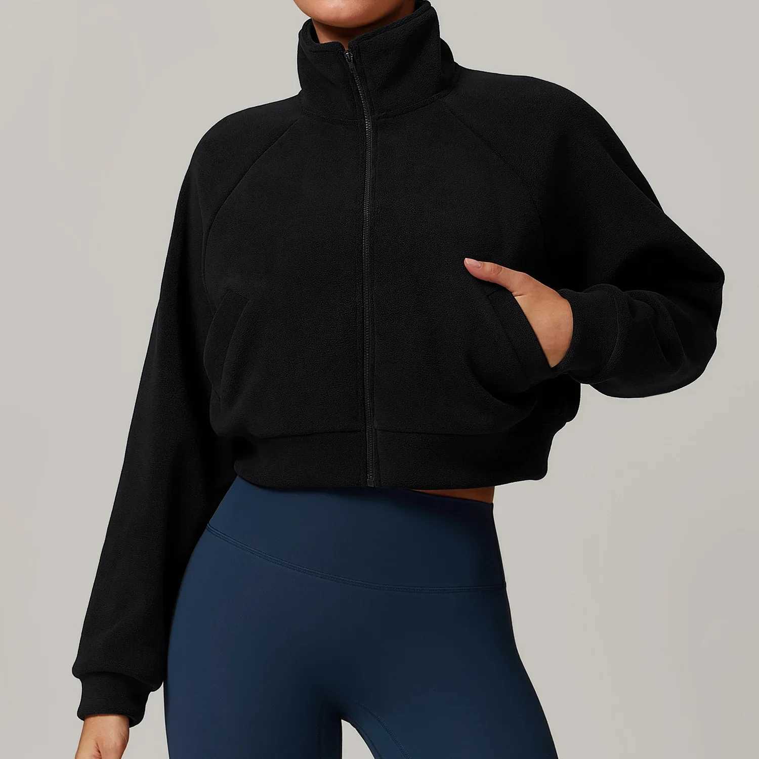 Winter standing yoga suit warm jacket womens long sleeved running windproof top with wool sports and fitness jacket M250103