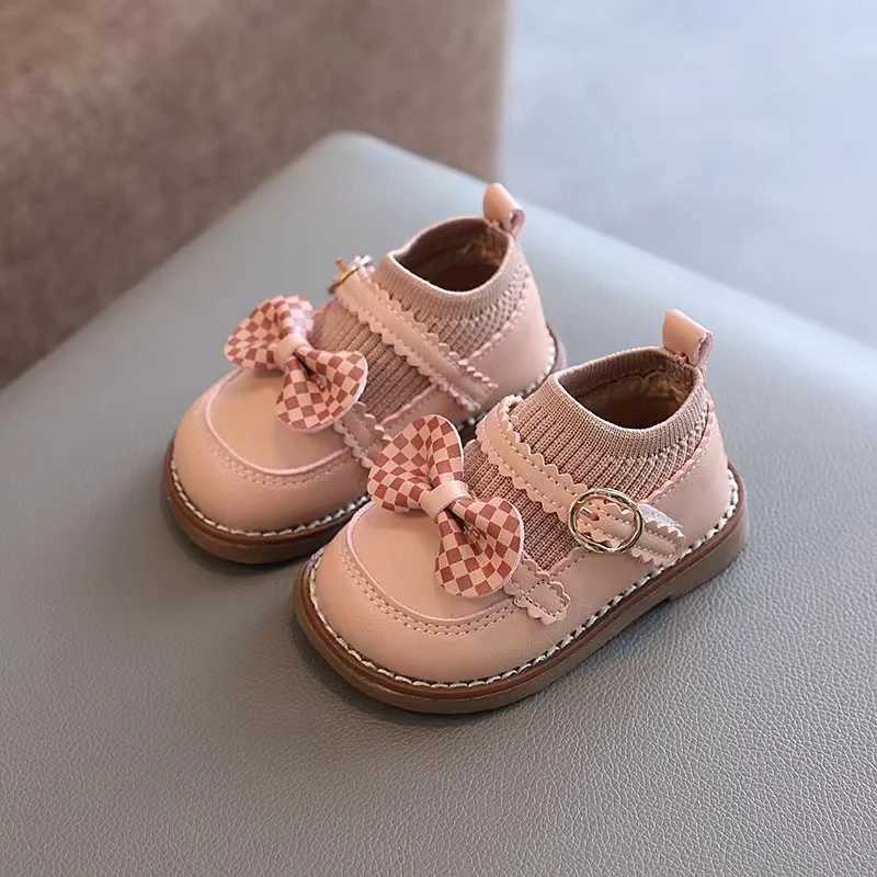 Congme 0-4 year old baby girl leather boots childrens bow flat shoes soft and cute princess shoes dress comfortable shoes M250103