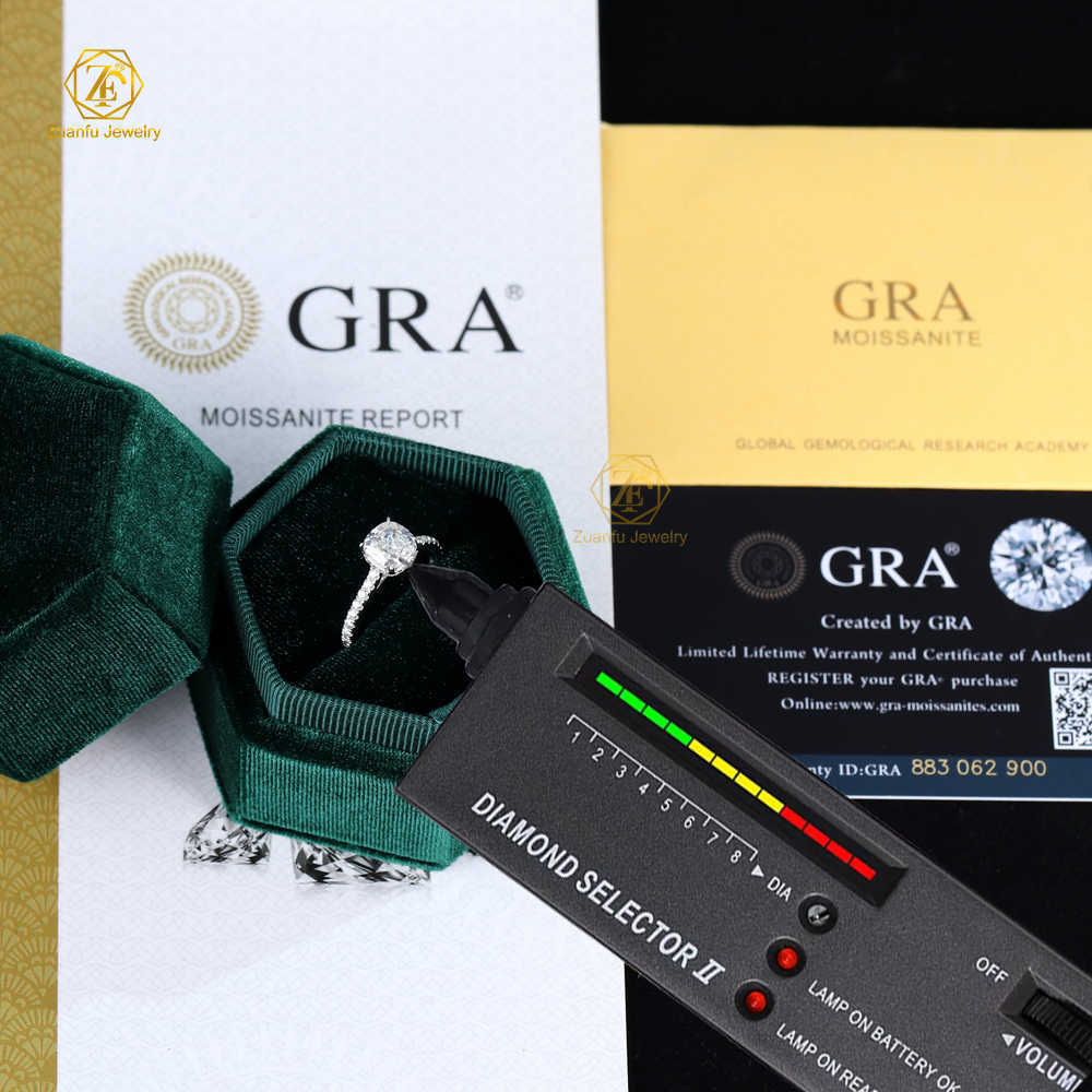 Custom18K white gold moissanite ring 2carats cushion ice crushed cut moissanite ring moissanite engagement ring