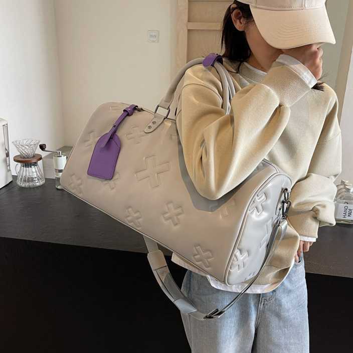 Fashionable PU embossed travel bag, women's handheld large capacity boarding bag, business travel sports, dry wet separation storage, fitness bag