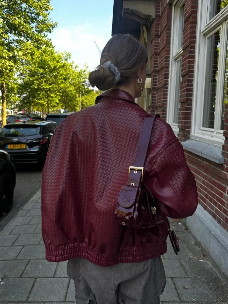 Fashion Burgundy Braid Leather Laple Jacket Women Chic Long Sleeve Zipper Pocket Coats Autumn Female Loose Commute Streetwears 241224