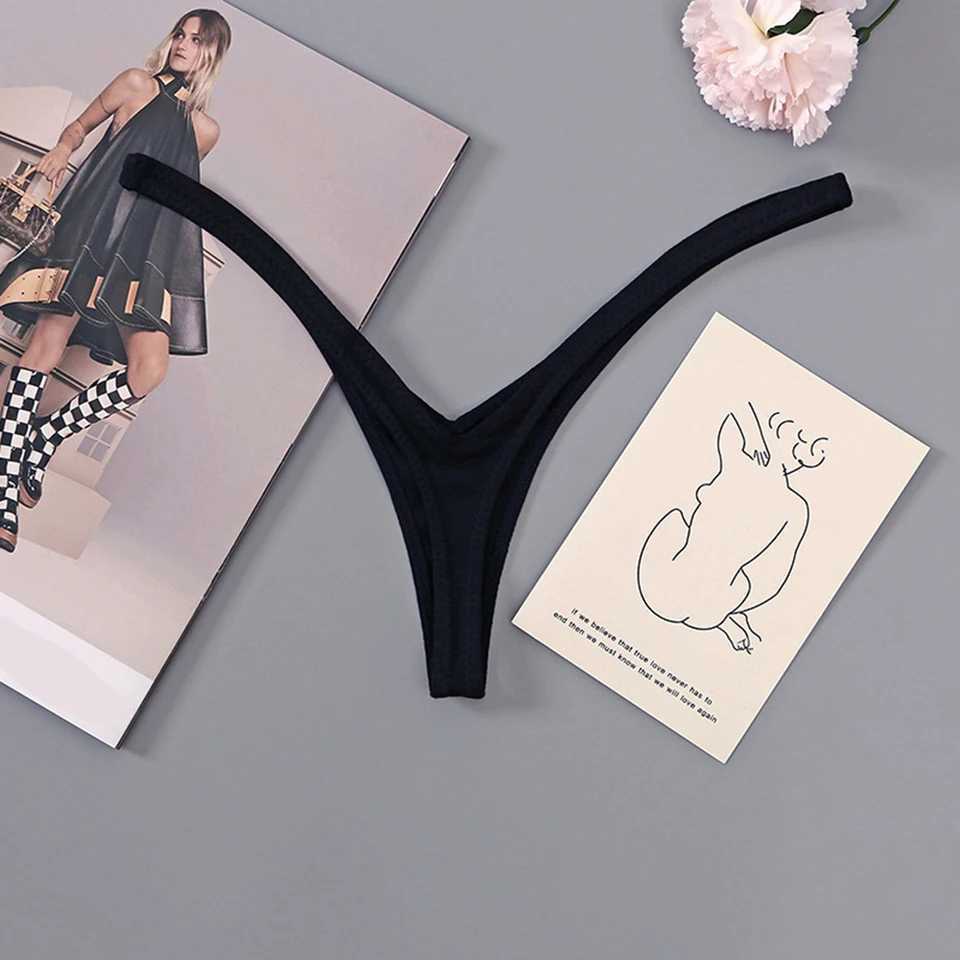 The innovative womens new cotton thong is equipped with a delicate deep V-shaped appearance suitable for all seasons W250103
