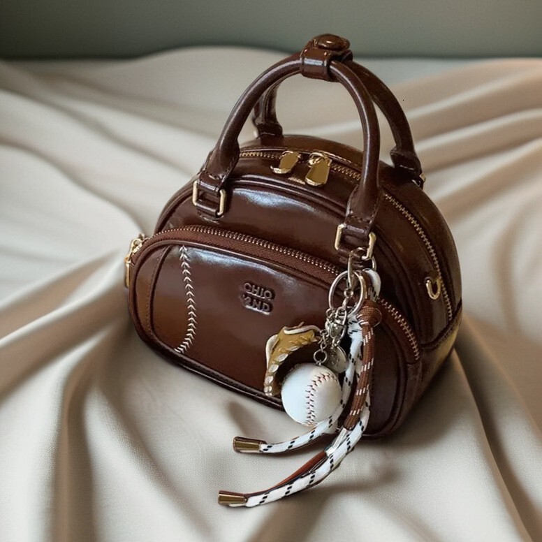 24 Year Popular Versatile Designer Trend Women's Autumn And Winter Shoulder Bag Crossbody Bag Fashion Bag