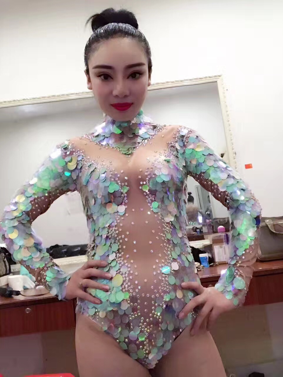Multicolor Big Sequins Mermaid Bodysuit Nightclub Dress Sexy Leggings Jumpsuit Party Costume Stage Rhinestones Nude Rompers