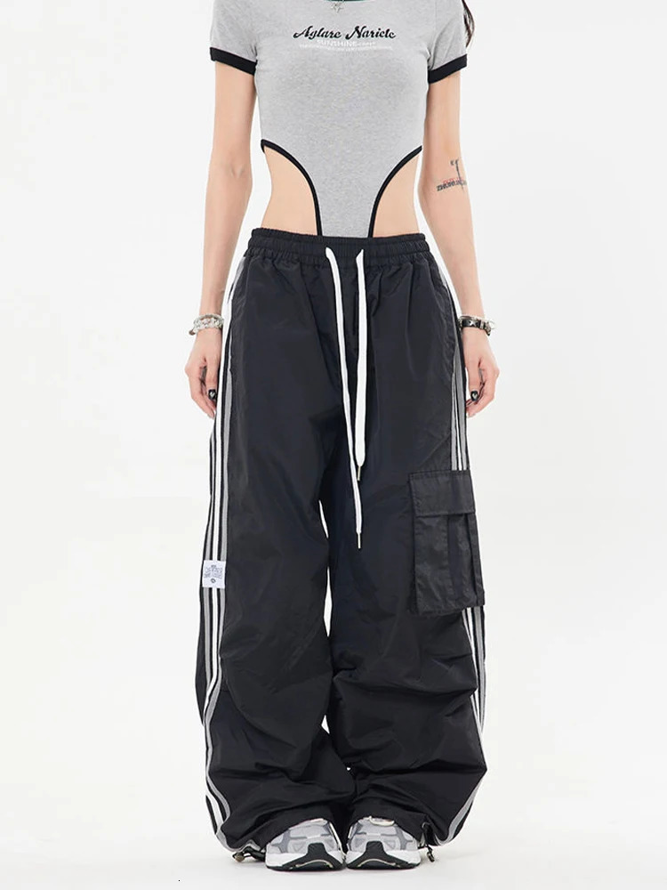 Y2K Kpop cargo pants womens drawstring pocket wide leg fashionable punk pants bag striped sports pants parachute jogging Trouser 250102