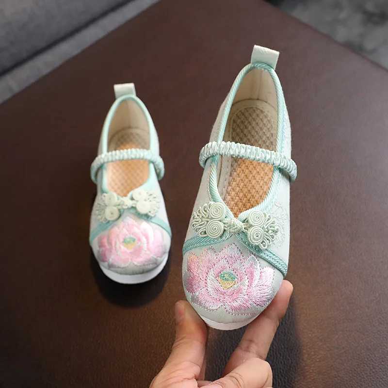 Childrens shoulder strap canvas shoes childrens embroidered sports shoes Chinese style flat shoes girls spring single shoes CSH281 M250103