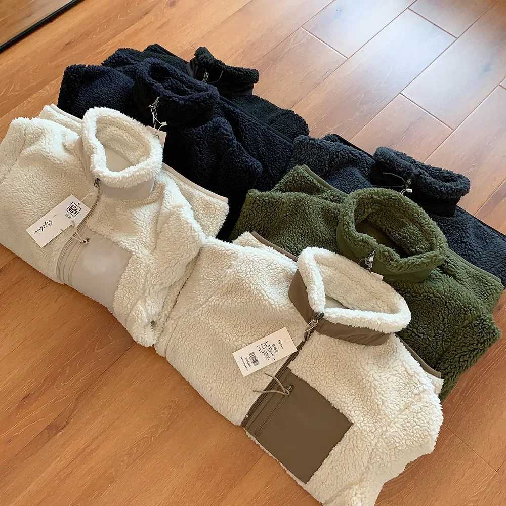 High Quality Cosmo winter fashion womens special casual wool jacket mens warm thick jacket couple loose style jacket T250103