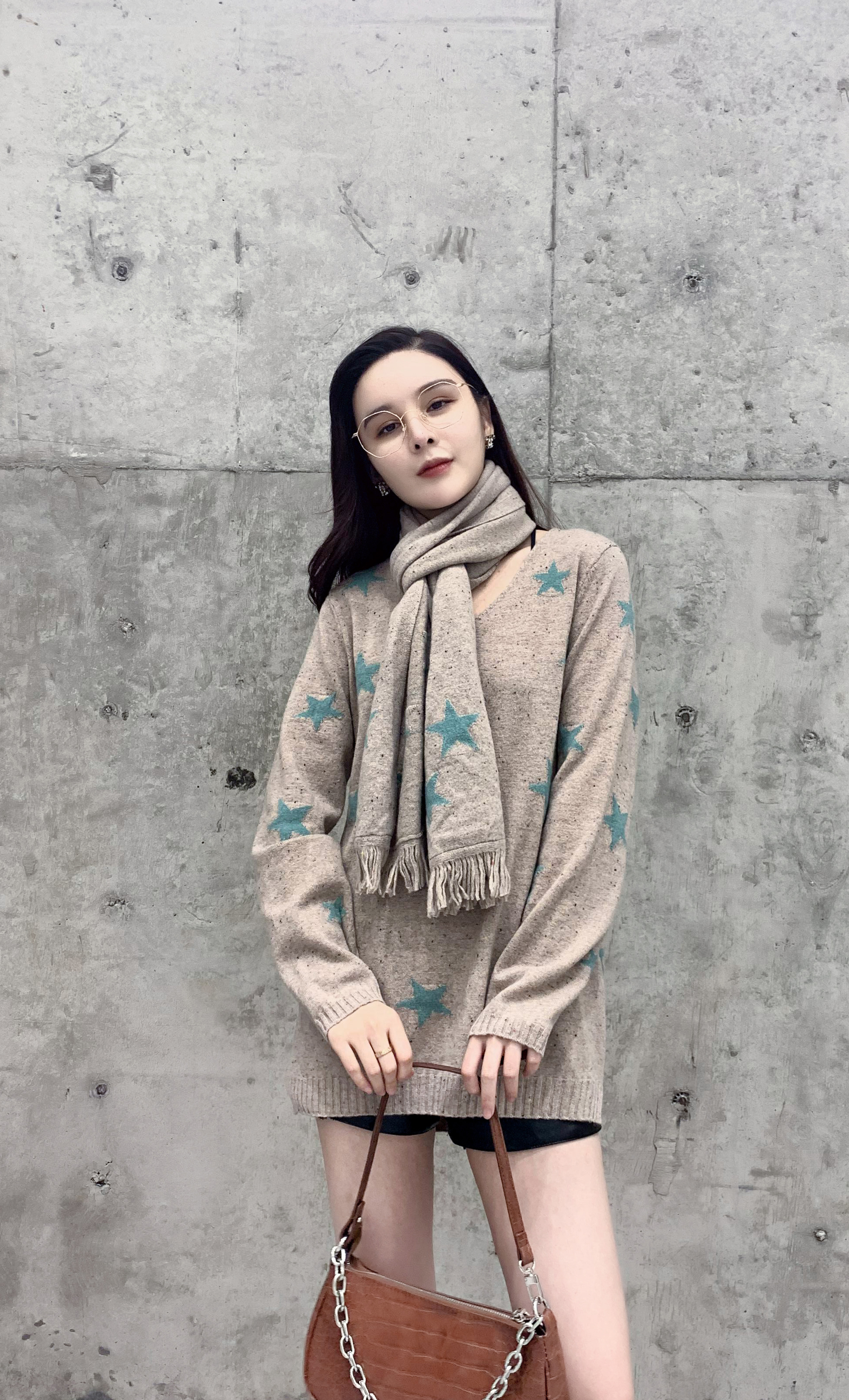 Trendy Ladies' Woolen Jumper - Stylish Knitted Shirt