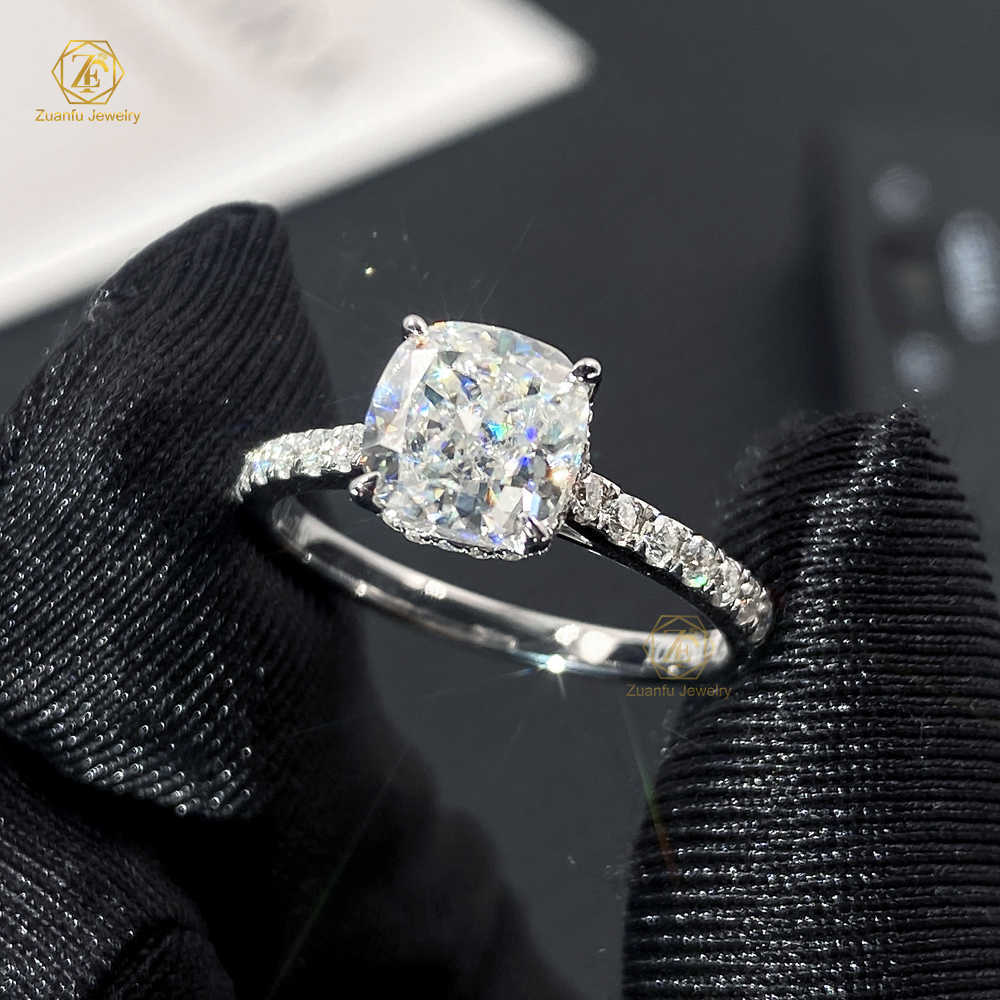 Custom18K white gold moissanite ring 2carats cushion ice crushed cut moissanite ring moissanite engagement ring