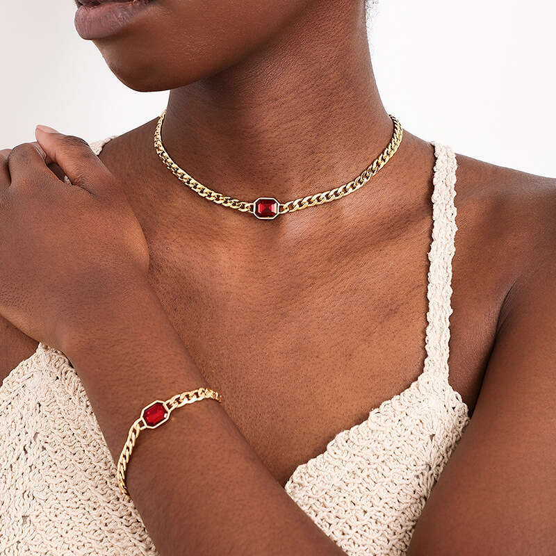 Heavy metal temperament jewelry with high-end feel, hot selg engagement red women's necklace bracelet set