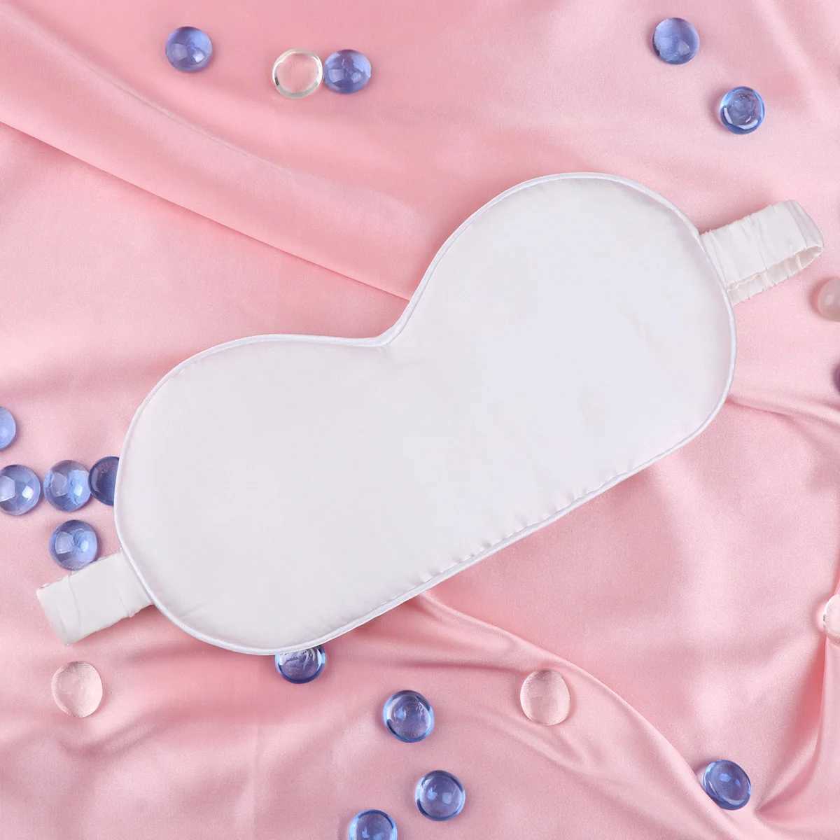 1Pc Silk Sleeping Eyeshade Comfortable Silk Eyeshade Breathable Blindfold Night Eye Patch for Men Women (White)XJ250103