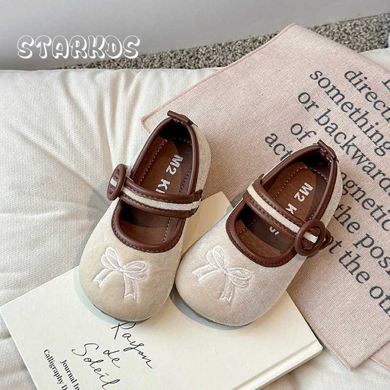 Fashion bow embroidered shoes childrens retro velvet ballet apartment baby soft sole brand design velvet Mary Jane Zapatos M250103