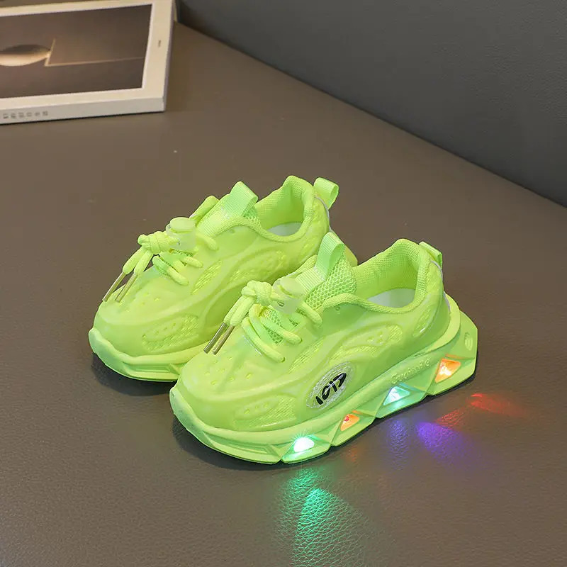 LED luminous childrens ultra light and breathable running soft soled girls casual coaches outdoor sports boys shoes H260130