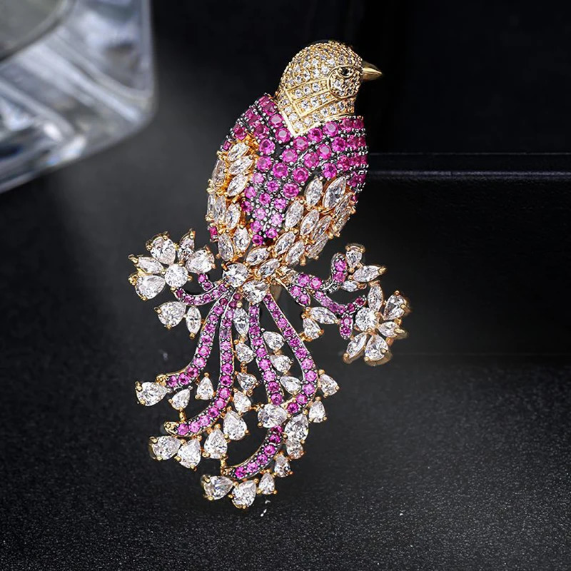 SUYU National Style Retro Color Copper Inlaid Cubic Zirconia Animal Suit Jacket Gift Accessories Female Magpie Brooch 250103