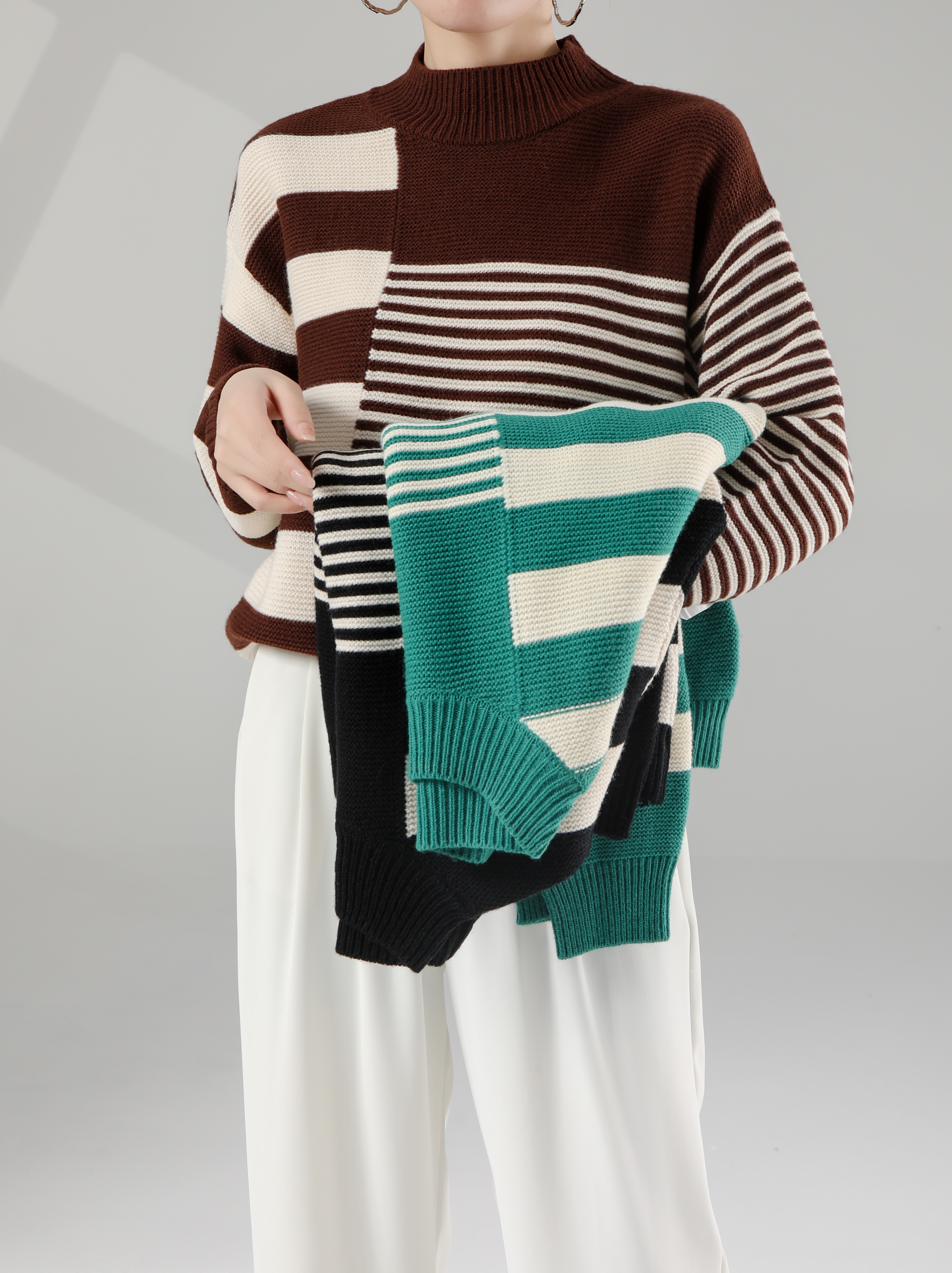 Casual Women's Knit Top - Stylish Pullover with Cozy Fabric