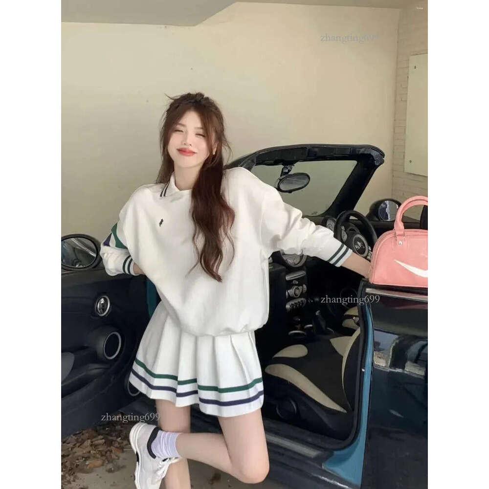 Women's Tracksuits Golf Suit Two-Piece Sweater Skirt Wear Sports For Women Autumn Tennis Shorts Sets Ventilate Femme Casual Chic Y2k Set