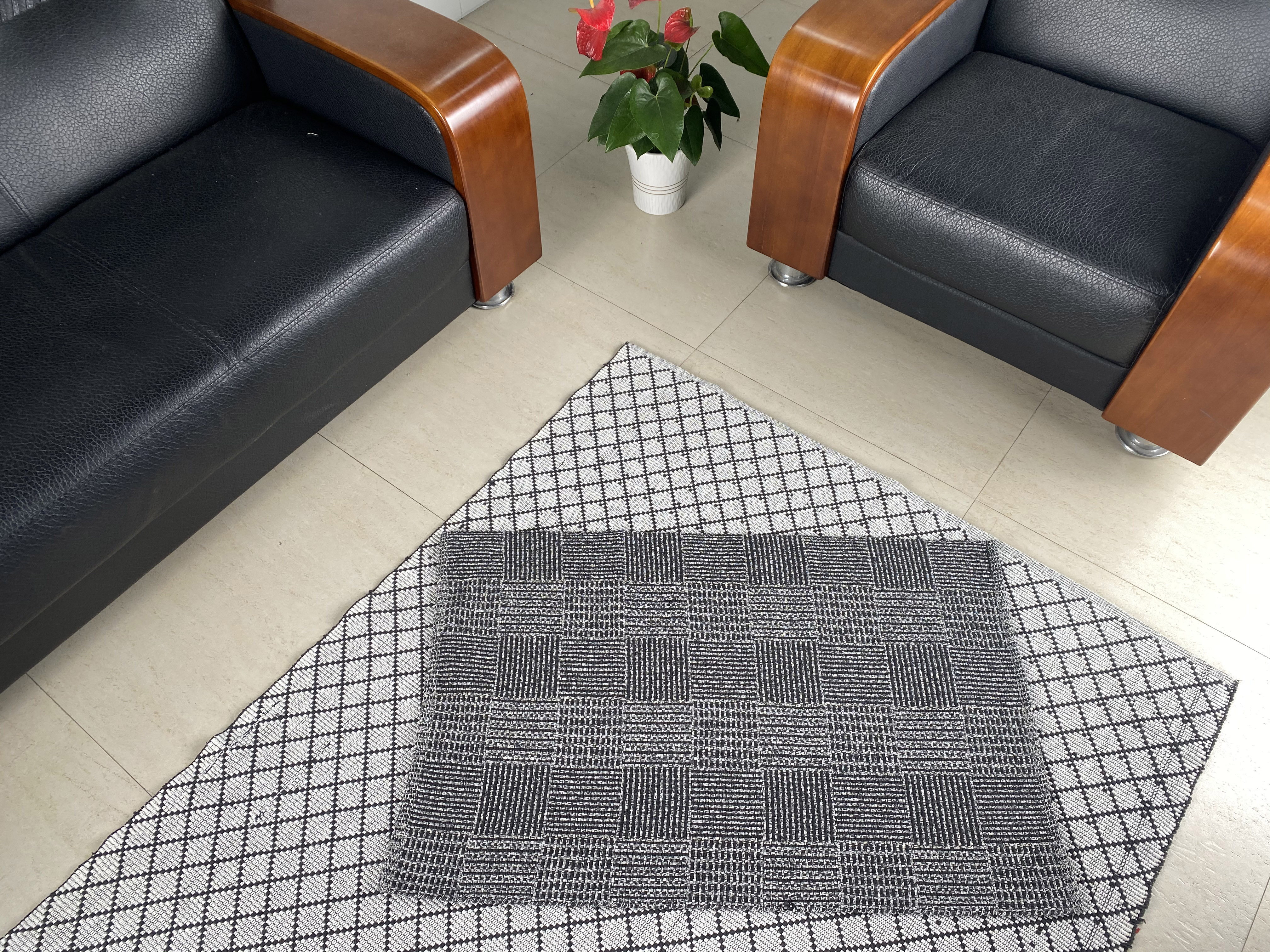 Premium Handmade Cotton Floor Mat - Elegant Weaved Texture Ideal for All Rooms