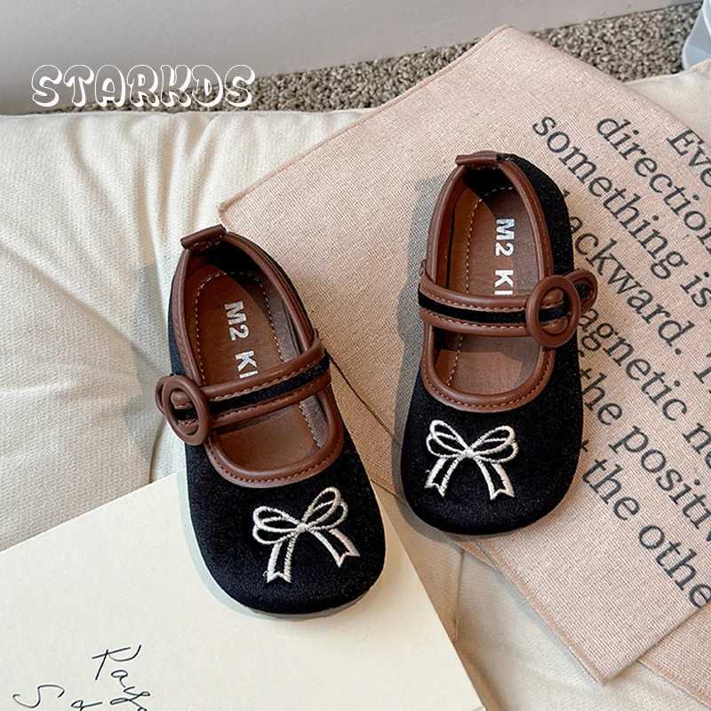 Fashion bow embroidered shoes childrens retro velvet ballet apartment baby soft sole brand design velvet Mary Jane Zapatos M250103