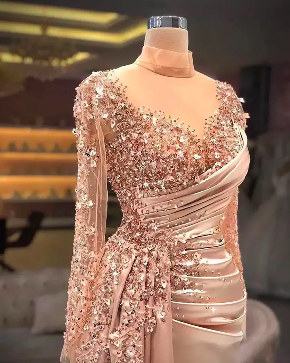 Luxury Arabric Beading Mermaid Evening Dresses Long Sleeves High Neck Sequin Satin Celebrity Prom Gown Arabic Dubai Formal Wear