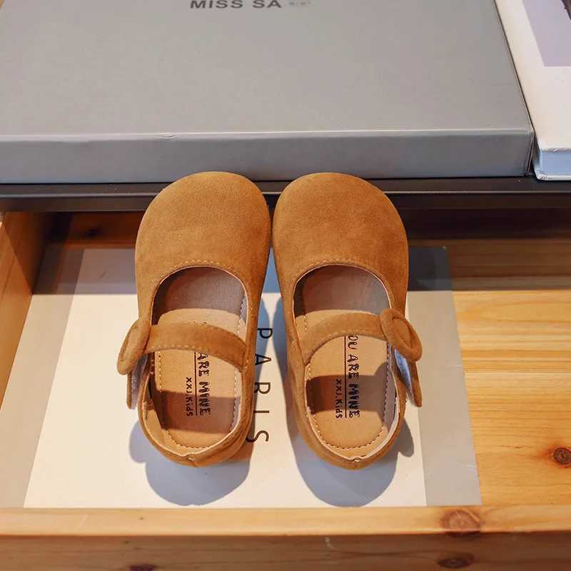 Childrens suede shoes retro slip in casual apartments lightweight soft soled girls shoes toddler shoes light princess shoes round toe shoes M250103